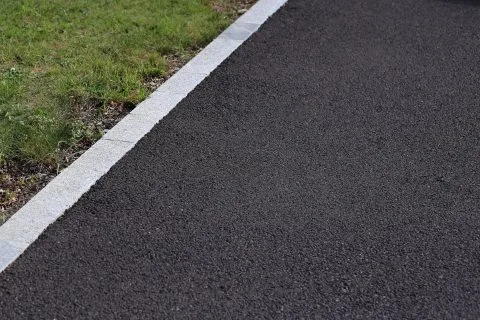 Nationwide Surrey, Berkshire & Hampshire Tarmac Driveway Specialists