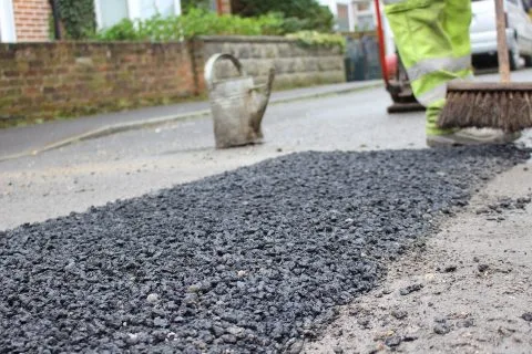 Pothole Repair Experts Nationwide, and Surrey, Berkshire & Hampshire